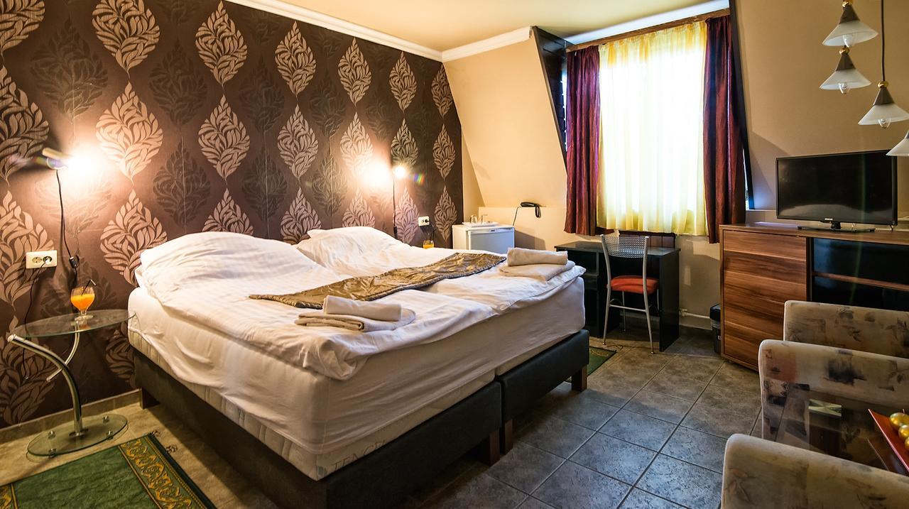 Thermal Panzio Шарвар Номер фото